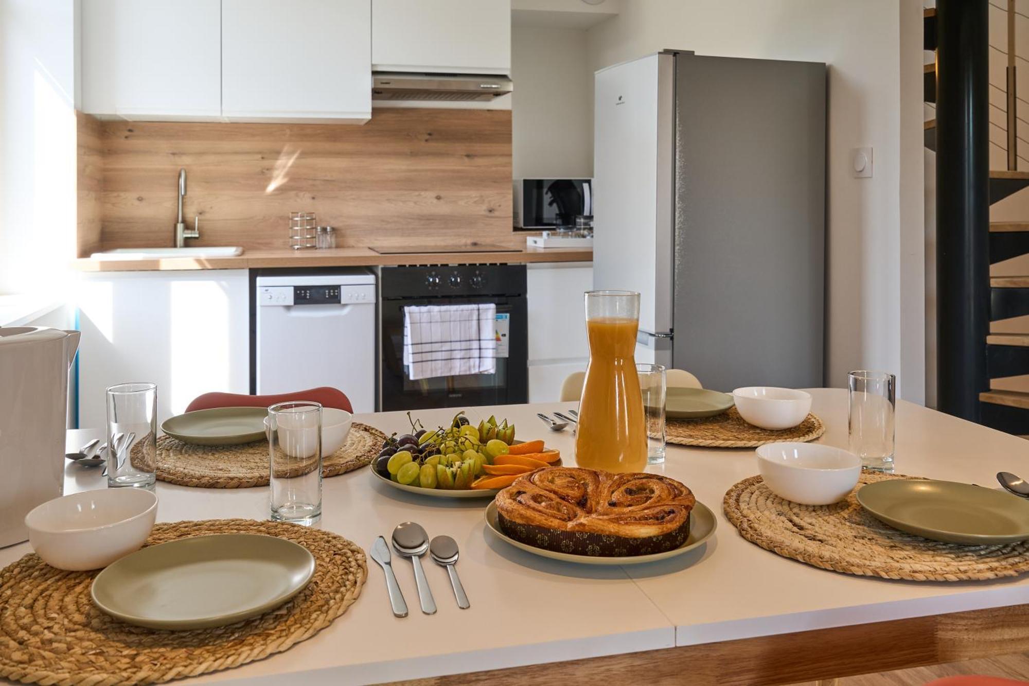 Le Rempart Harmonieux - Triplex Au Pied De La Cite Apartment Carcassonne Bagian luar foto